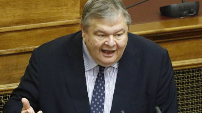 Επίθεση Βενιζέλου κατά Τσίπρα