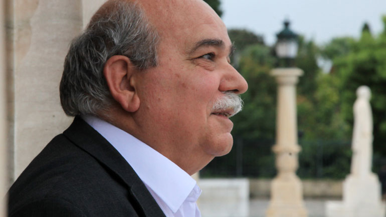 «Επιστημονικές και πολιτικές ακροβασίες τα περί αναδρομικών των πρώην βουλευτών»