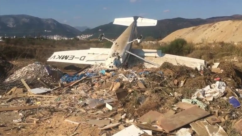 Πτώση αεροσκάφους στο αεροδρόμιο του Ζυγού Ξάνθης – Δύο τραυματίες