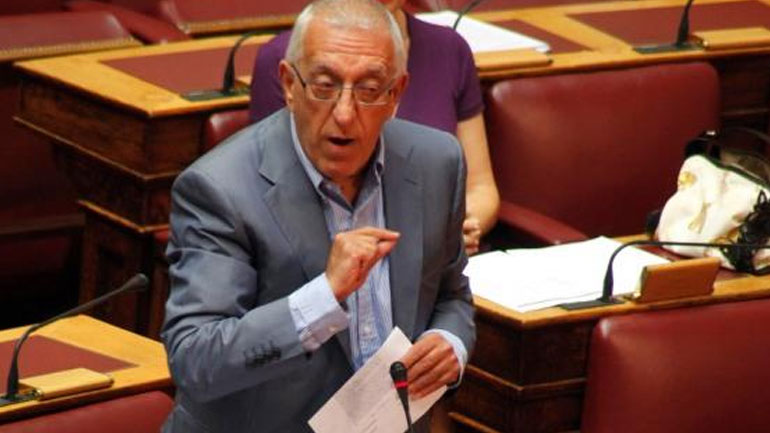 «Ως γιατρός πιστεύω ότι το σώμα του Κατσίφα κρατήθηκε για να σβηστούν τα ίχνη της δολοφονίας»