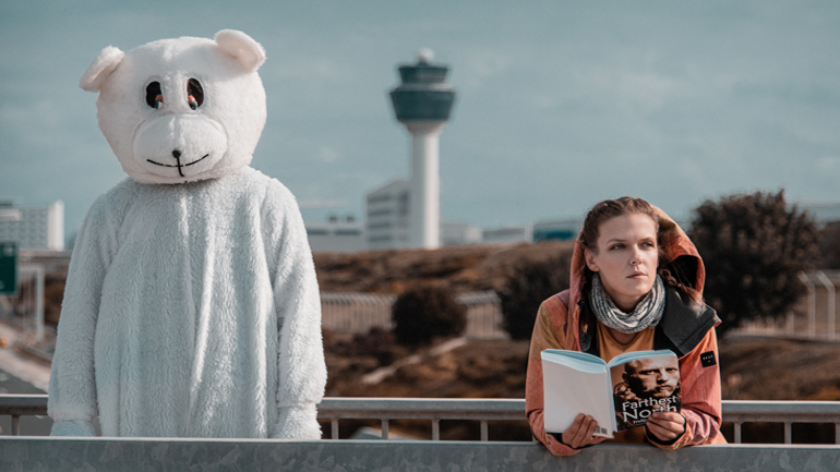 «Εκατό λέξεις για το χιόνι» στο Black Box του Επί Κολωνώ