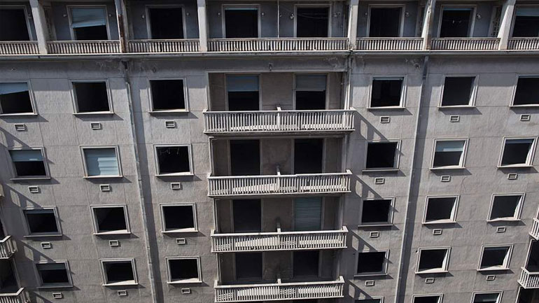 Παράταση του διαγωνισμού για την εκμίσθωση του ιστορικού ξενοδοχείου “Ambassadeur”