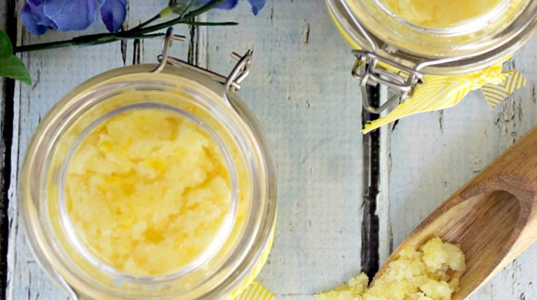 Όταν η ζωή σου δίνει λεμόνια… φτιάξε ένα μοναδικό homemade scrub