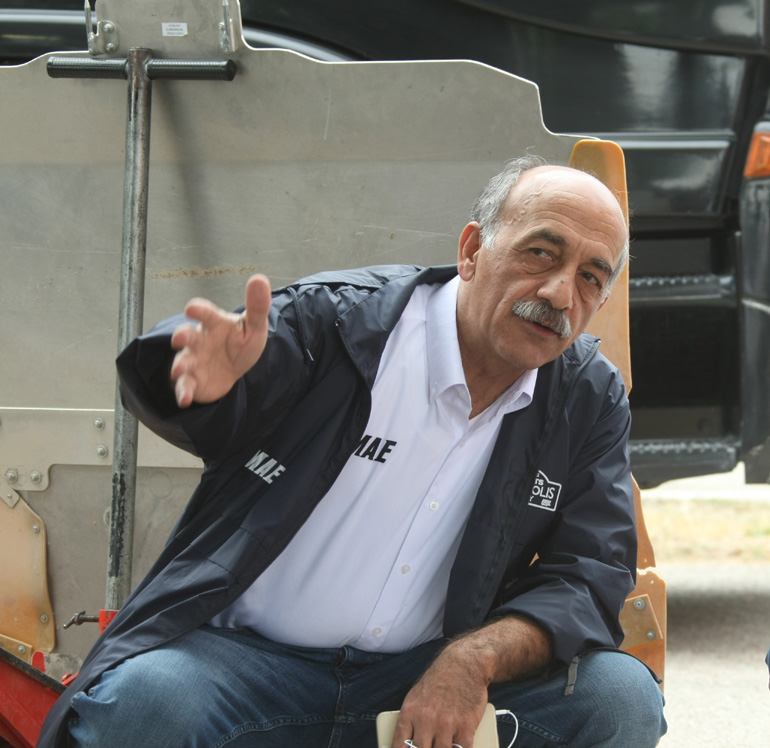 Ο πρόεδρος της Ομοσπονδίας Μηχανοκίνητου Αθλητισμού προφανώς δεν έχει συνειδητοποιήσει το 'έγκλημα' που έχει διαπράξει απέναντι στην ιστορία αλλά και στους χιλιάδες φιλάθλους. Προφανώς έχει μπερδέψει το motorsport με κάτι άλλο...