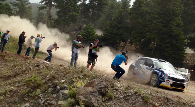 Όνειρο ήταν. Ας ξυπνήσουμε τώρα...