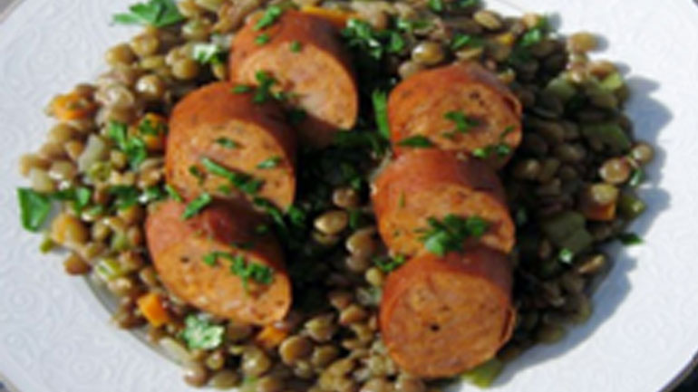 Νόστιμη συνταγή για διαβητικούς: Φακές με λουκάνικα