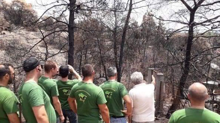 SOS από τους πυρόπληκτους της Γλυκιάς Ζωής – Ζητούν εθελοντές για να σώσουν τον οικισμό τους