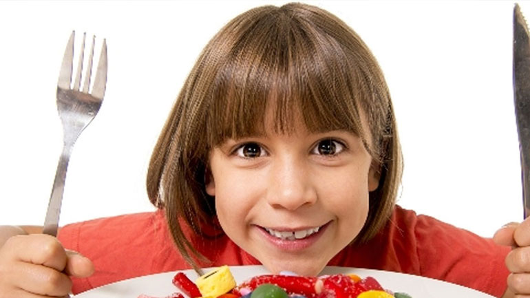 Πόση ζάχαρη πρέπει να προσλαμβάνει το παιδί