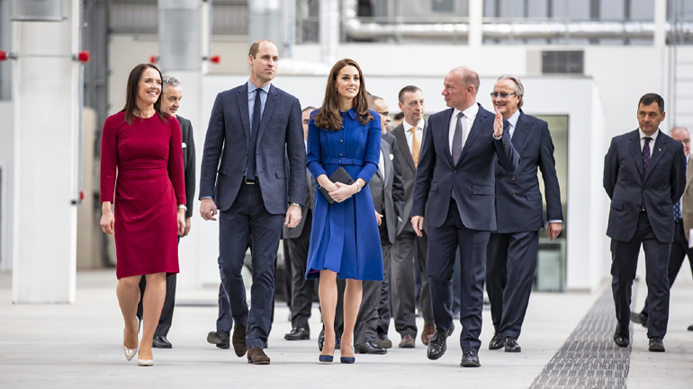 Βασιλικά εγκαίνια για τη McLaren