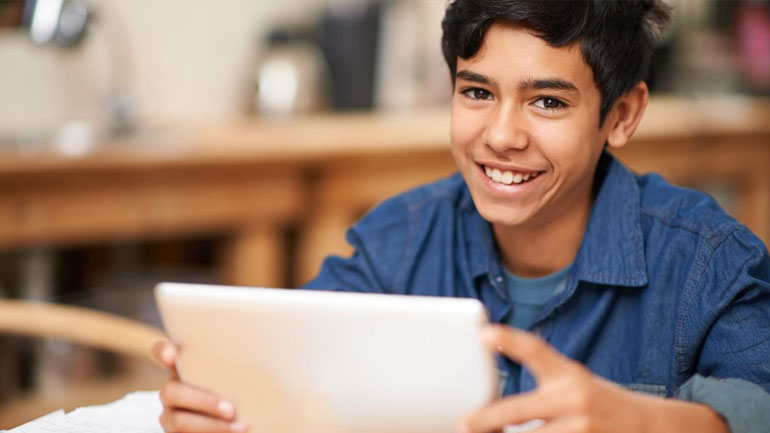 Πώς να μιλήσει κάποιος στα παιδιά για τη στύση