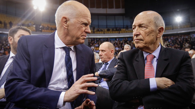 Τηλεφωνική επικοινωνία Παπανδρέου-Σημίτη