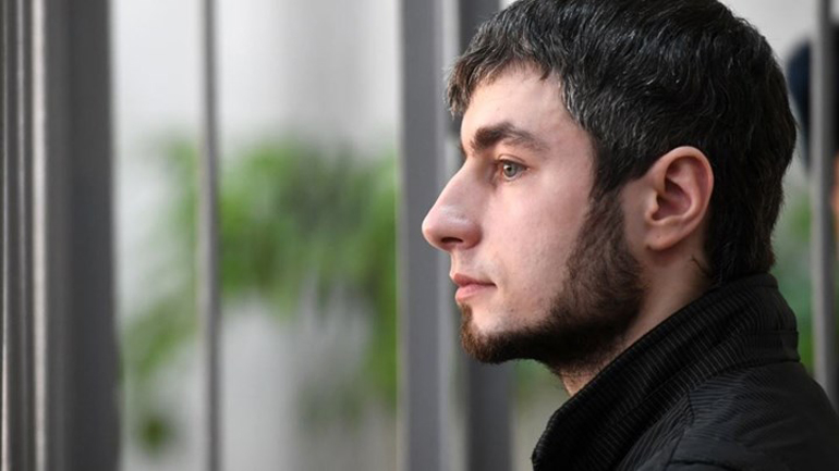 Καταδικάστηκε σε κάθειρξη 14 ετών επειδή έκοψε τα χέρια της γυναίκας του με τσεκούρι