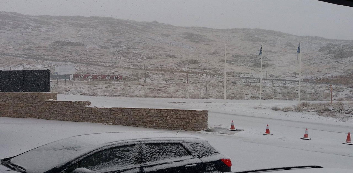 Στα λευκά… ο Παρνασσός