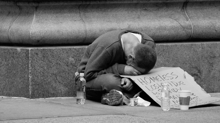 ΟΗΕ: Η κυβέρνηση της Βρετανίας βρίσκεται σε «άρνηση» σε σχέση με τη φτώχεια