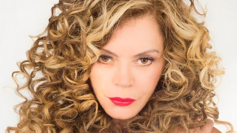 Η Ελένη Δήμου στο Half Note