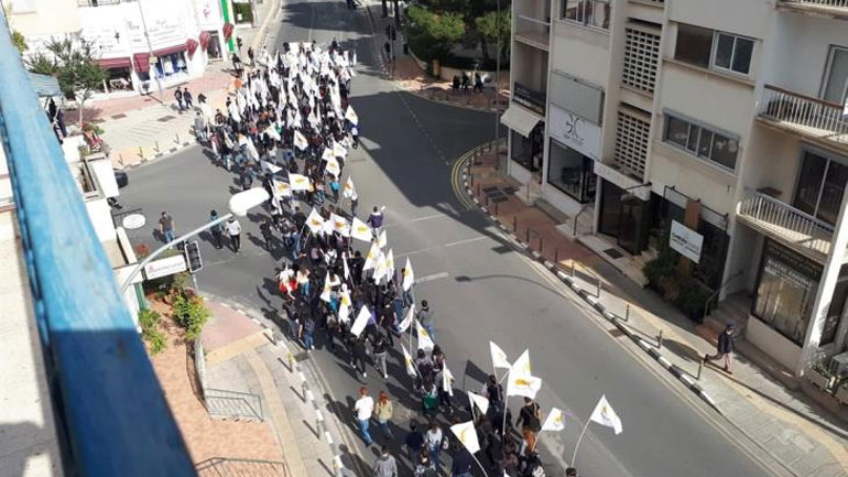 Κύπρος: Πορεία μνήμης και τιμής για το Πολυτεχνείο από μαθητές και φοιτητές