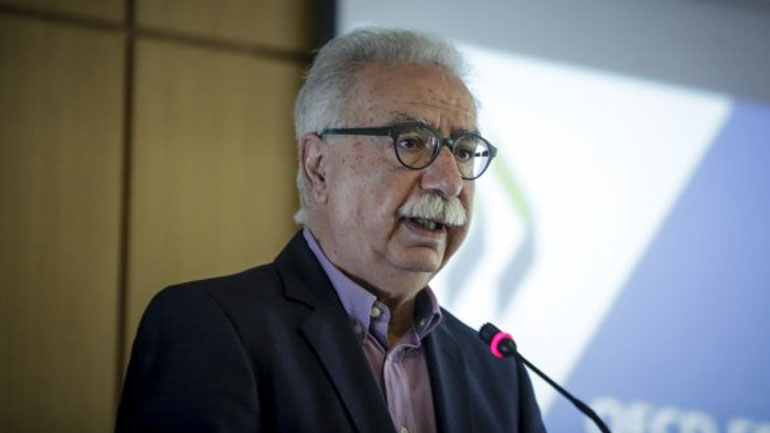 Γαβρόγλου:  Εμμονή στις δημοκρατικές διαδικασίες