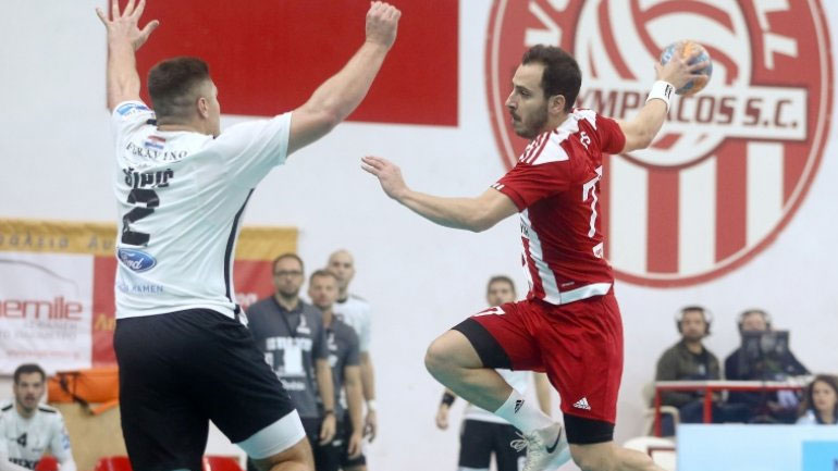 Χάντμπολ: Πάλεψε αλλά έχασε από τη Νέξε ο Ολυμπιακός