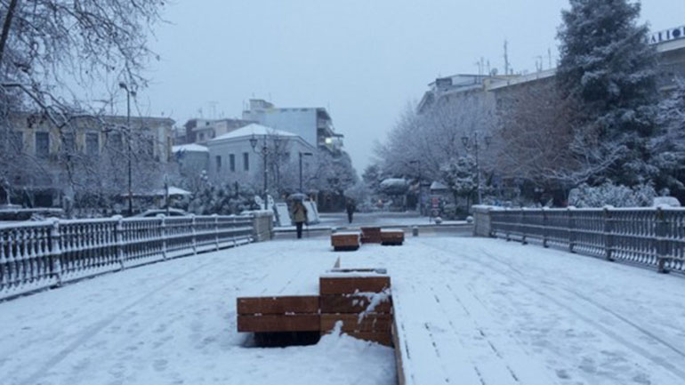 Απαραίτητη η χρήση αντιολισθητικών αλυσίδων  στους νομούς Τρικάλων και Καρδίτσας