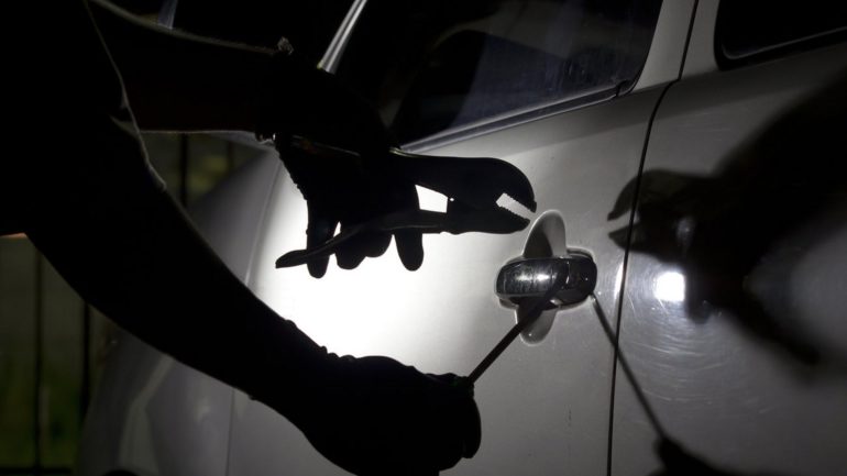 Είχαν αδυναμία στις μπαταρίες των φορτηγών