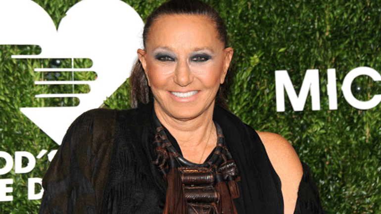 Η Ντόνα Κάραν θέλει να σώσει τον κόσμο από τη βιομηχανία της μόδας