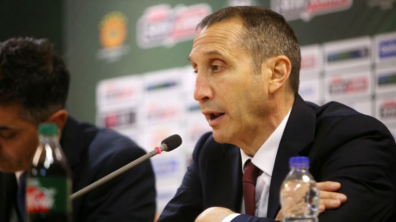 Μπλατ: «Είμαι περήφανος για τους παίκτες μου»