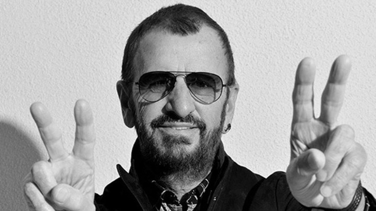Ο Ρίνγκο Σταρ παραμένει αειθαλής – Ετοιμάζει άλμπουμ και περιοδεία στα 78 του χρόνια!