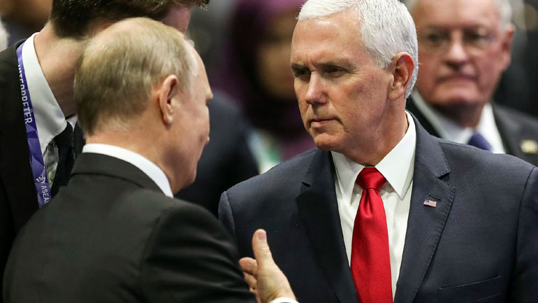 Πούτιν προς Πενς: «Ουδεμία ανάμειξη είχαμε με τις εκλογές του 2016»