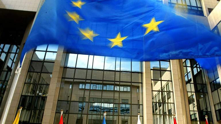 Ansa: «Οι Βρυξέλλες έτοιμες να απορρίψουν εκ νέου τον ιταλικό προϋπολογισμό»