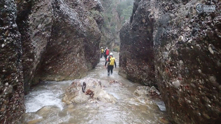 Λαμία: Η 7η ΕΜΑΚ εκπαιδεύεται σε φαράγγια