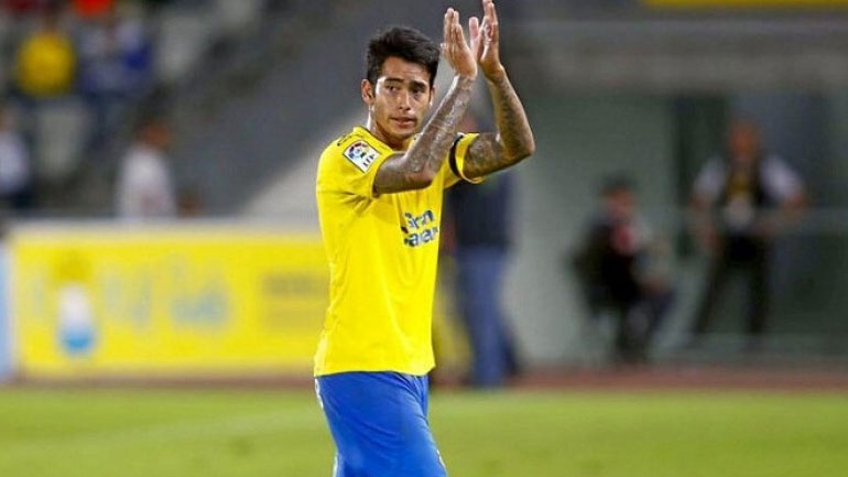 «Ο Ολυμπιακός προσφέρει 5 εκατ. ευρώ για τον Αραούχο»