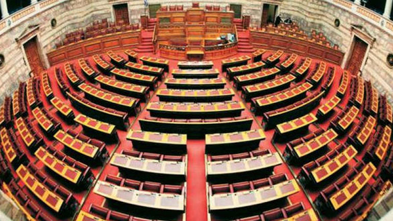 Μετεγγραφές στο περιστύλιο της Βουλής