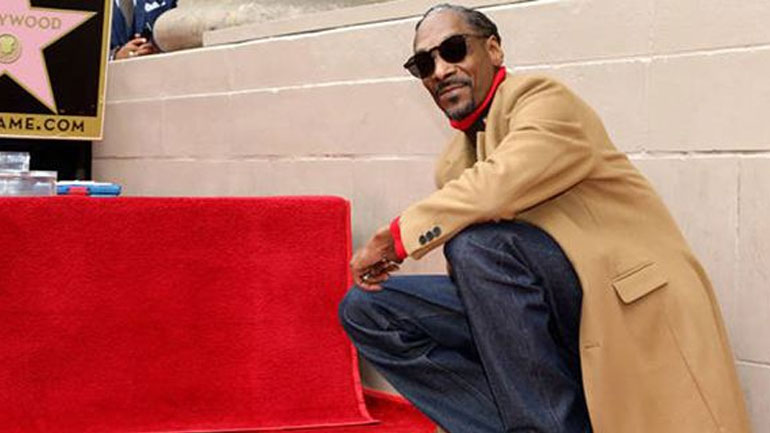 Ο Snoop Dogg απέκτησε αστέρι στη Λεωφόρο της Δόξας στο Χόλιγουντ