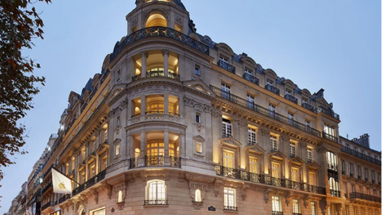 Μια παρισινή πολυκατοικία του 19ου αιώνα, για την Apple