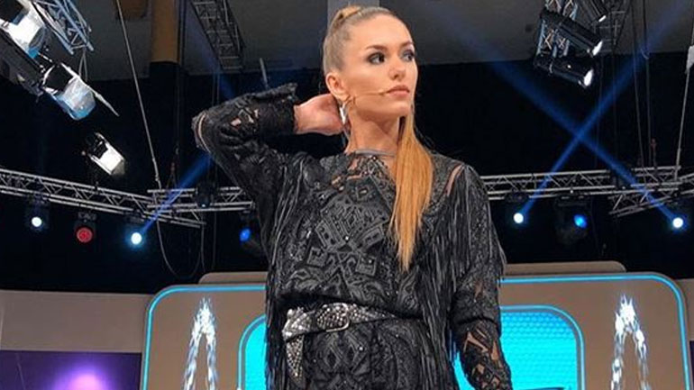 Ιωάννα Σιαμπάνη: Με ποιον διάσημο Έλληνα είναι ζευγάρι τα τελευταία τρία χρόνια;