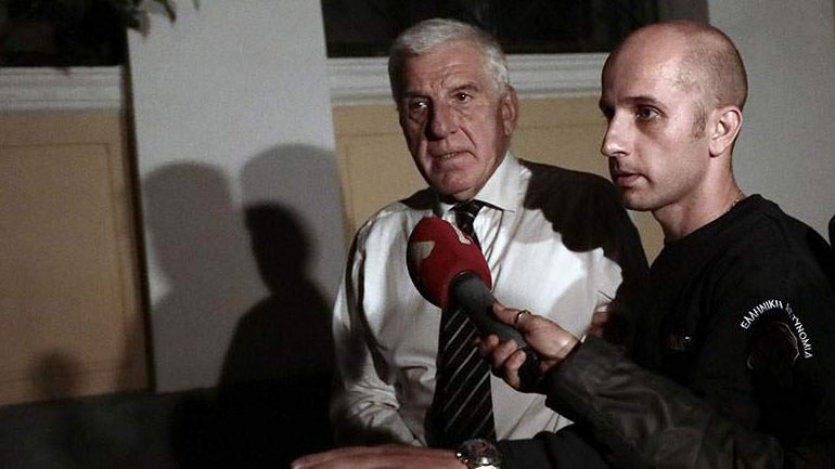 Η επίμαχη υπόθεση συνέβαλε στην προφυλάκιση του Γιάννου Παπαντωνίου και της συζύγου του