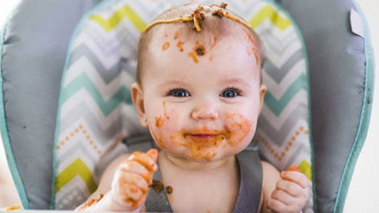 Πότε είναι έτοιμο το μωρό να φάει με κουτάλι;