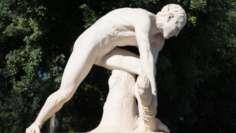 Πρόσφυγες αποτυπώνουν με τον φακό τους μνημεία της Αθήνας