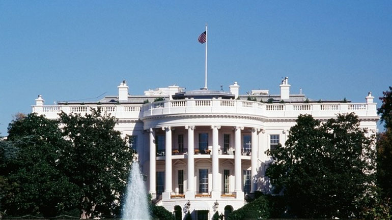 Handelsblatt: Οι επικεφαλής των μεγαλύτερων γερμανικών αυτοκινητοβιομηχανιών προσκλήθηκαν σε συνάντηση στον Λευκό Οίκο