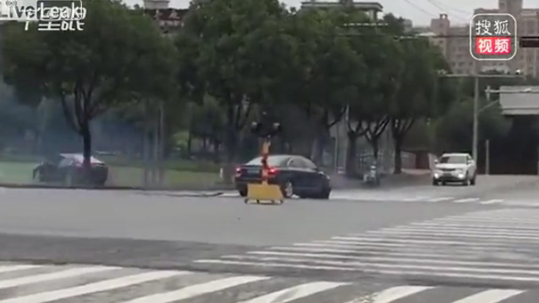 Ποιος κατάλαβε τι έγινε εδώ;