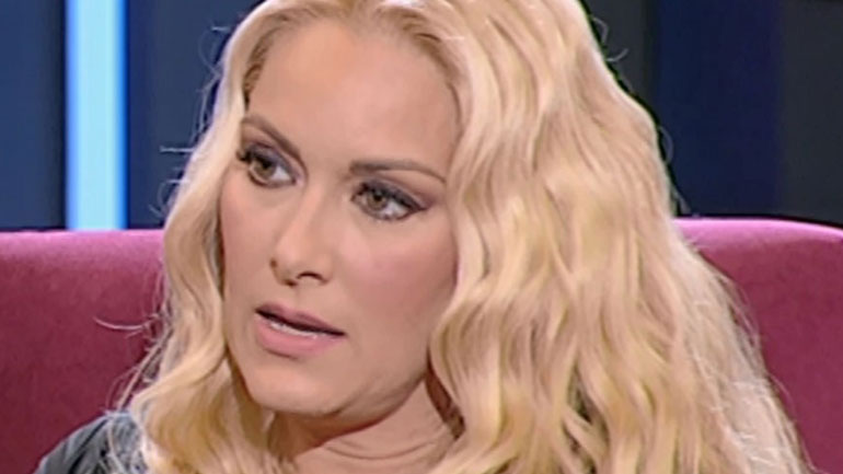 Η Ορθούλα Παπαδάκου μιλάει για την απώλεια που τη σημάδεψε Η Ορθούλα Παπαδάκου μιλάει για την απώλεια που τη σημάδεψε