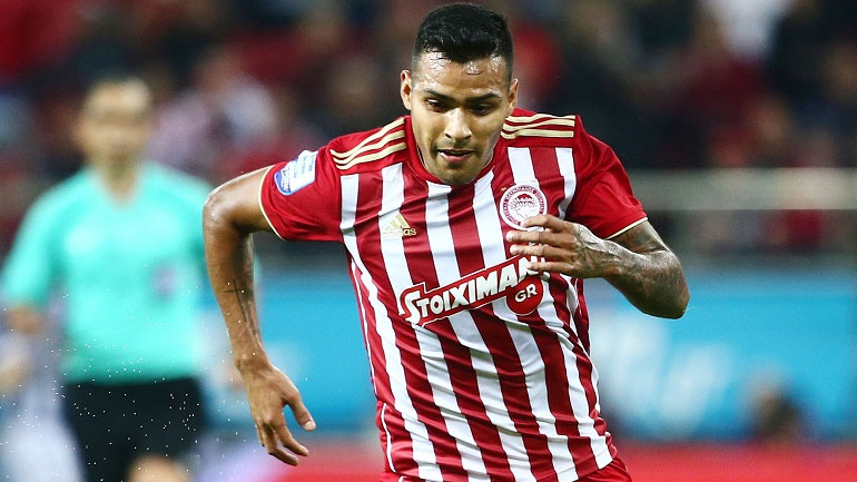 Οι ευχές του Ολυμπιακού στον Ναουέλ