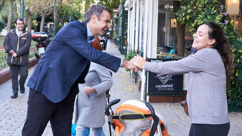 Τι γκόμενος είσαι εσύ! – Η ατάκα που άφησε κόκκαλο τον Κυριάκο Μητσοτάκη