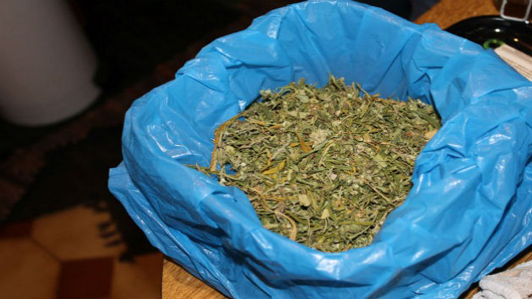 Πωλούσαν διαδικτυακώς παράγωγα κάνναβης χωρίς την έγκριση του ΕΟΦ