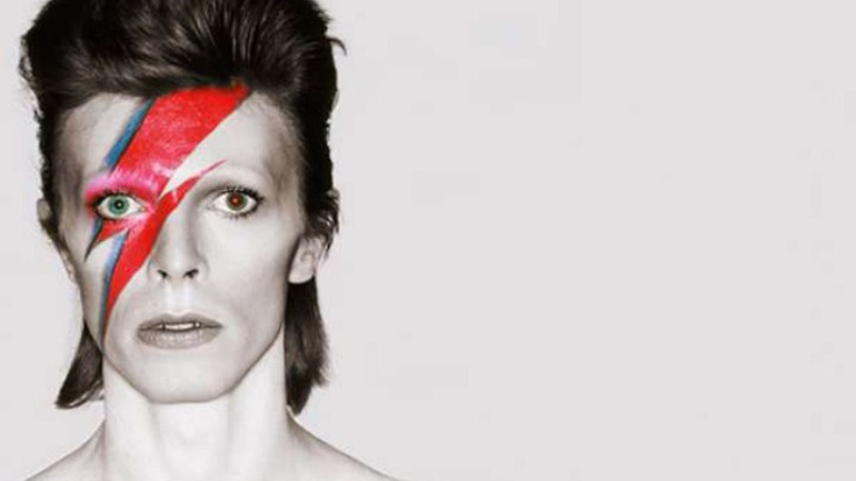 Εφαρμογή στο κινητό, η έκθεση «David Bowie Is»