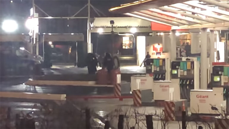 Λήξη συναγερμού στη Γαλλία: Συνελήφθη ο άνδρας που απειλούσε να ανατιναχτεί