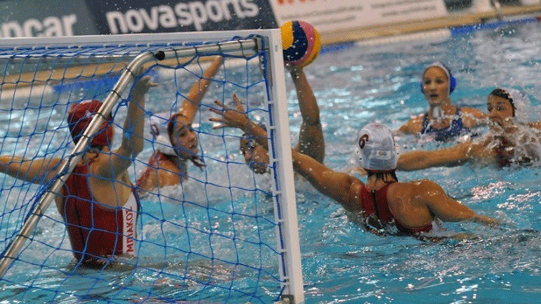 Πόλο: Νίκησε ο Ολυμπιακός, κράτησε τη διαφορά η Βουλιαγμένη