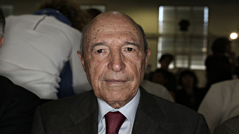 Άρτζι, Μπούρτζι και ο Λουλάς: Ο φαρμακοποιός, ο Χρυσοχοΐδης και το ΠΑΣΟΚ