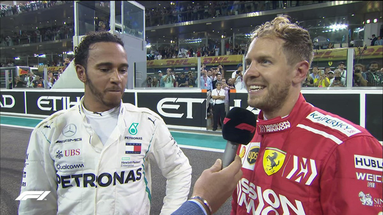 Αριστερά ο παγκόσμιος πρωταθλητής Lewis Hamilton και δεξιά ο Vettel. Και οι δύο μαζί έχουν κατακτήσει 9 παγκόσμιους τίτλους...