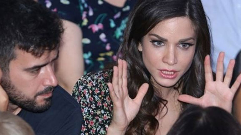 Κατερίνα Γερονικολού: «Όχι δεν μαγειρεύω… κάτι μαγειρεύει ο Γιάννης…»